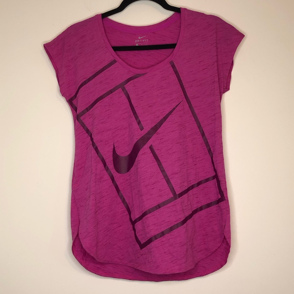 Nike DRI-FIT Practice Top Size Small Activewear Fuchsia